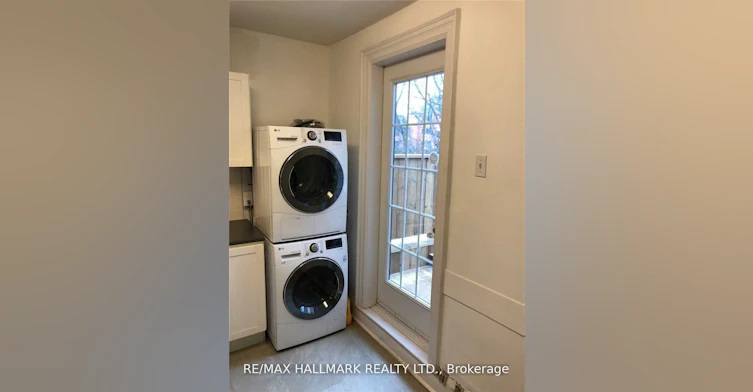 Upper-37 Lola Road, Toronto, ON, M5P 1E5 - 7