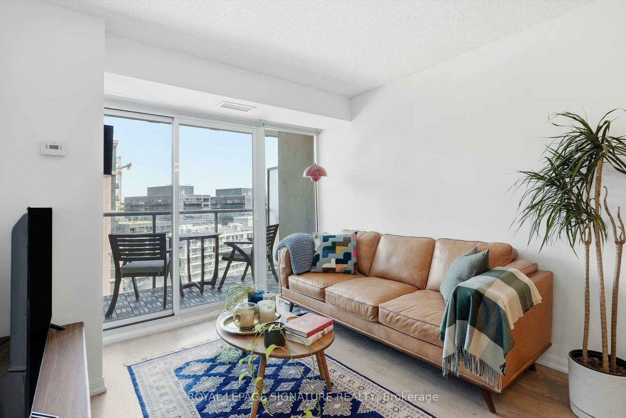 1516-125 Western Battery Road, Toronto, ON, M6K 3R8 - 2