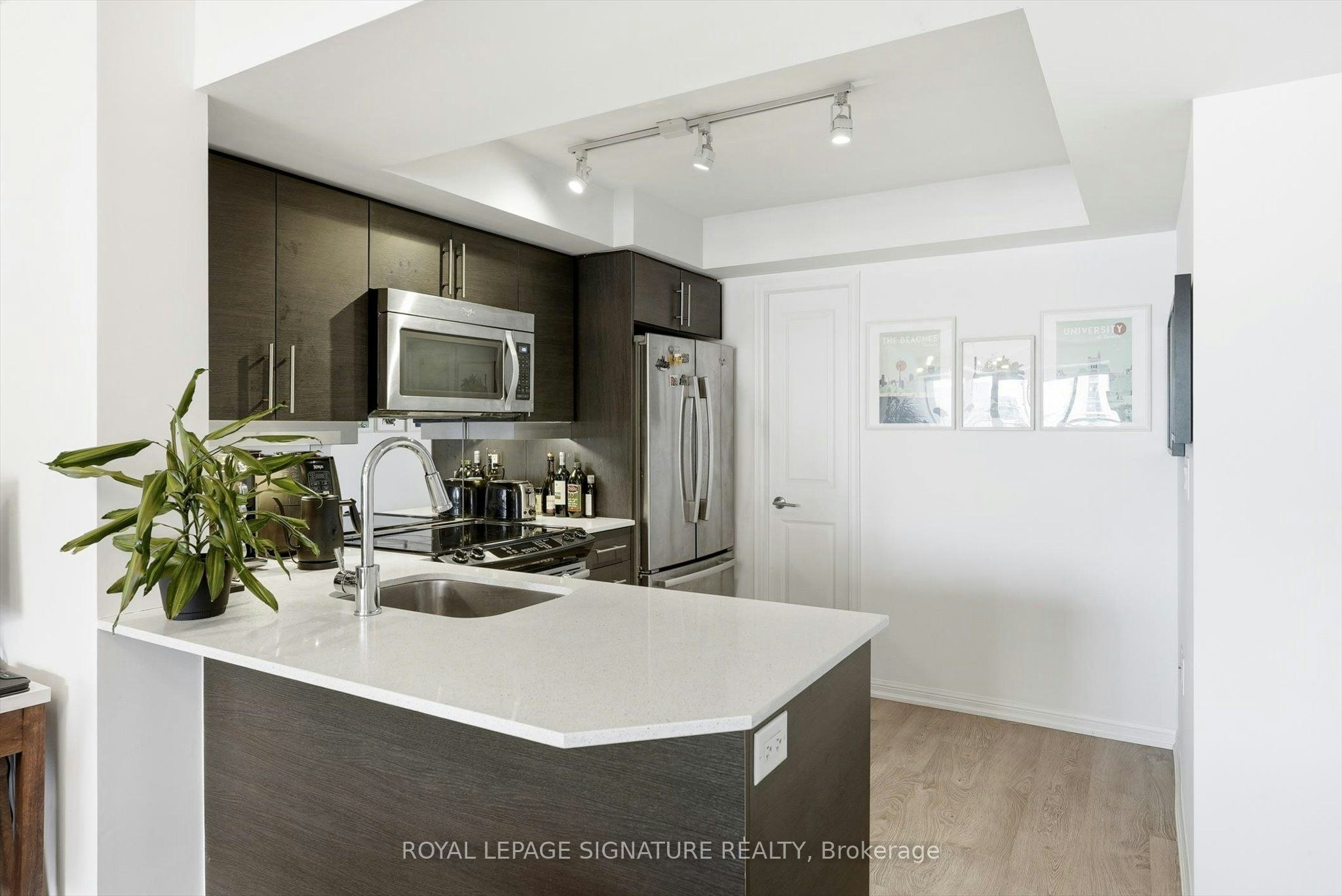 1516-125 Western Battery Road, Toronto, ON, M6K 3R8 - 8