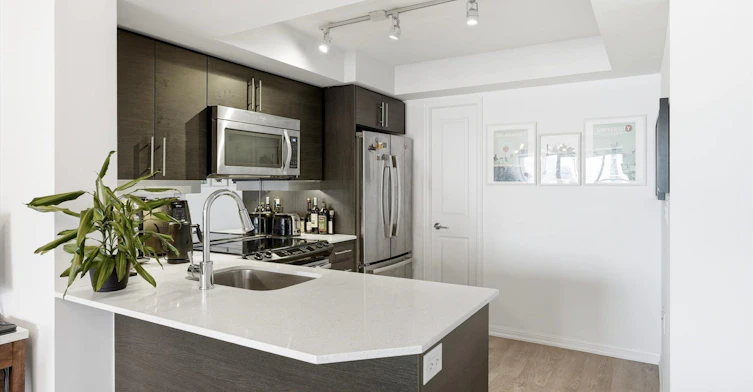 1516-125 Western Battery Road, Toronto, ON, M6K 3R8 - 8