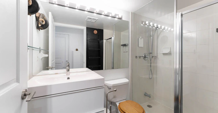 1609-4978 Yonge Street, Toronto, ON, M2N 7G8 - 13