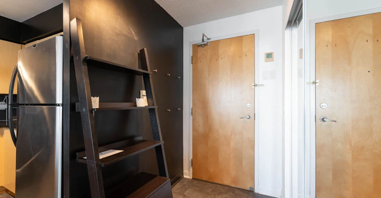 1609-4978 Yonge Street, Toronto, ON, M2N 7G8 - 2