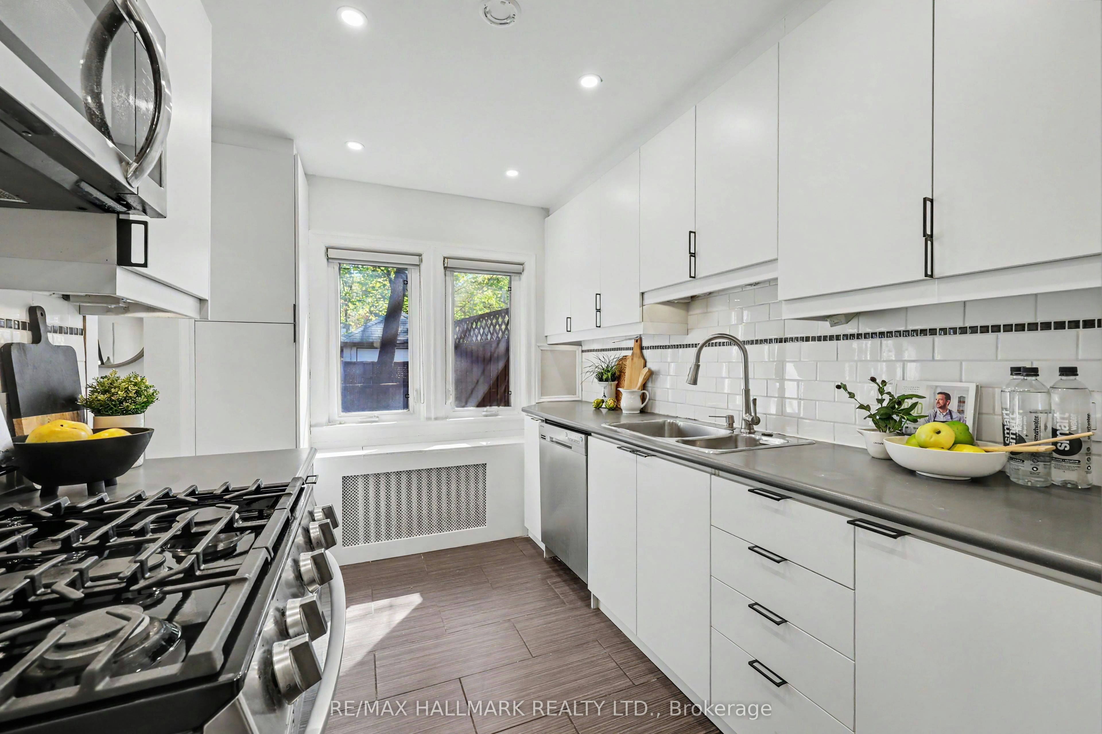 67 Gilgorm Road, Toronto, ON, M5N 2M4 - 9