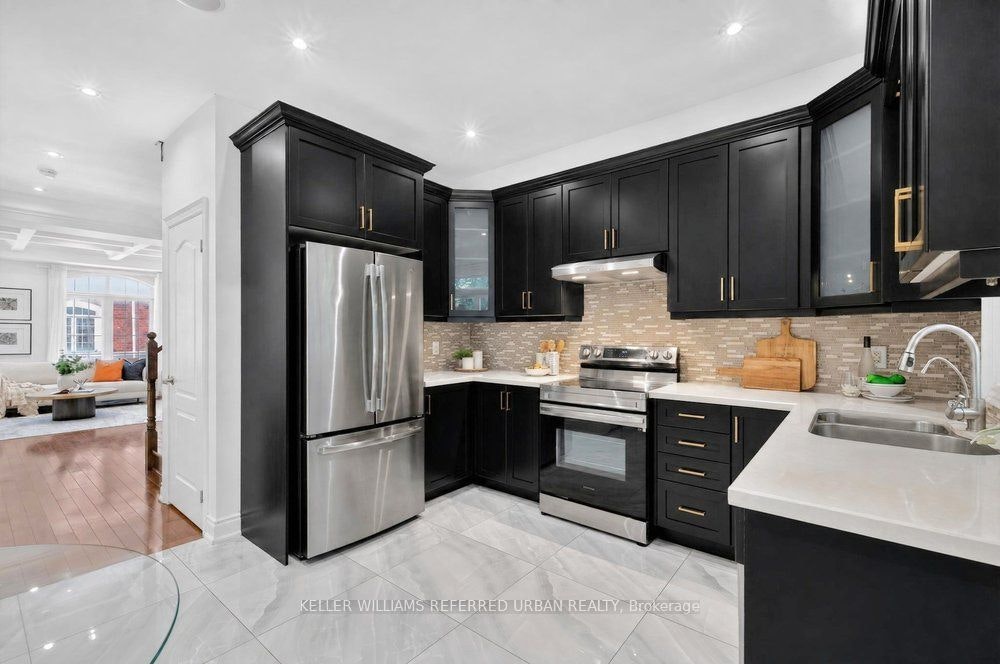 233 Finch Avenue E, Toronto, ON, M2N 4S1 - 14
