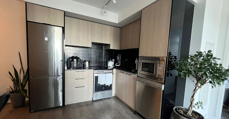 812-501 Yonge Street, Toronto, ON, M4Y 1Y3 - 2