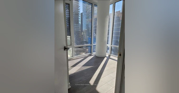 812-501 Yonge Street, Toronto, ON, M4Y 1Y3 - 5