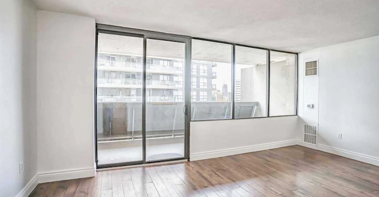 1011-720 Spadina Avenue, Toronto, ON, M5S 2T9