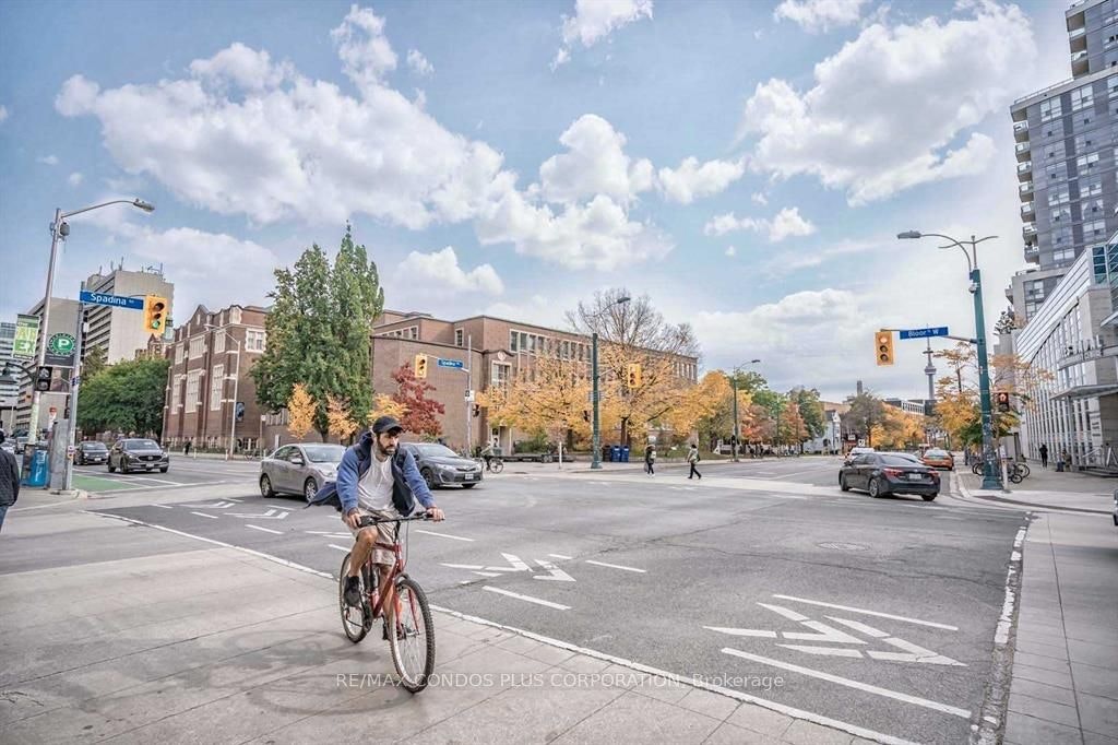 1011-720 Spadina Avenue, Toronto, ON, M5S 2T9 - 30