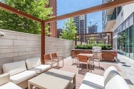 418-70 Roehampton Avenue, Toronto, ON, M4P 1R2 - 21