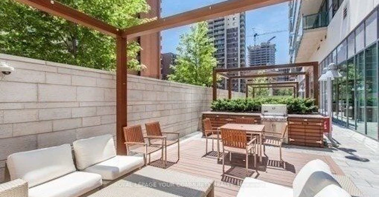 418-70 Roehampton Avenue, Toronto, ON, M4P 1R2 - 21