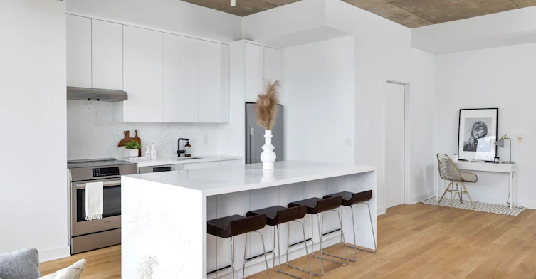 Ph1011-60 Bathurst Street, Toronto, ON, M5V 2P4 - 12