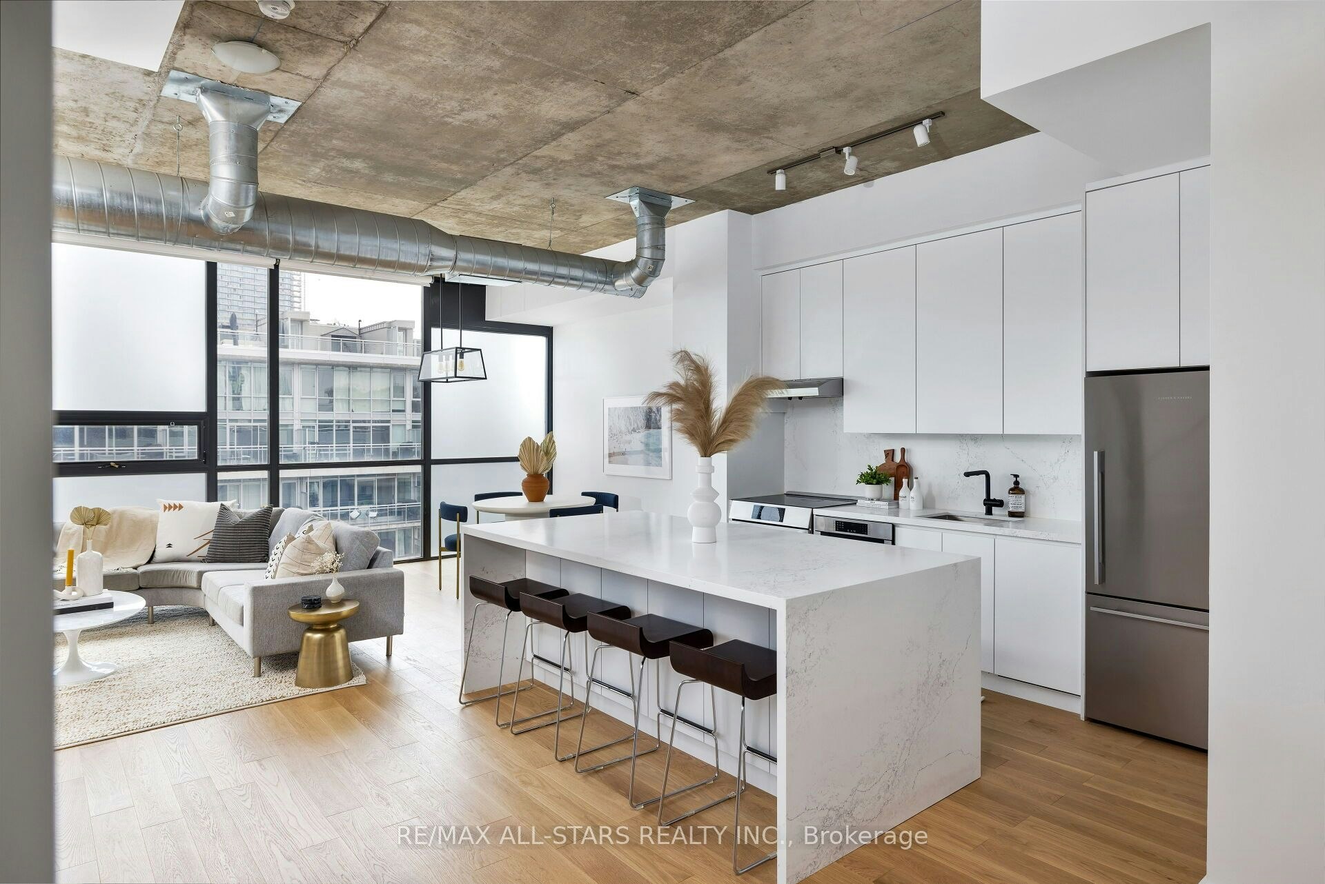 Ph1011-60 Bathurst Street, Toronto, ON, M5V 2P4 - 8