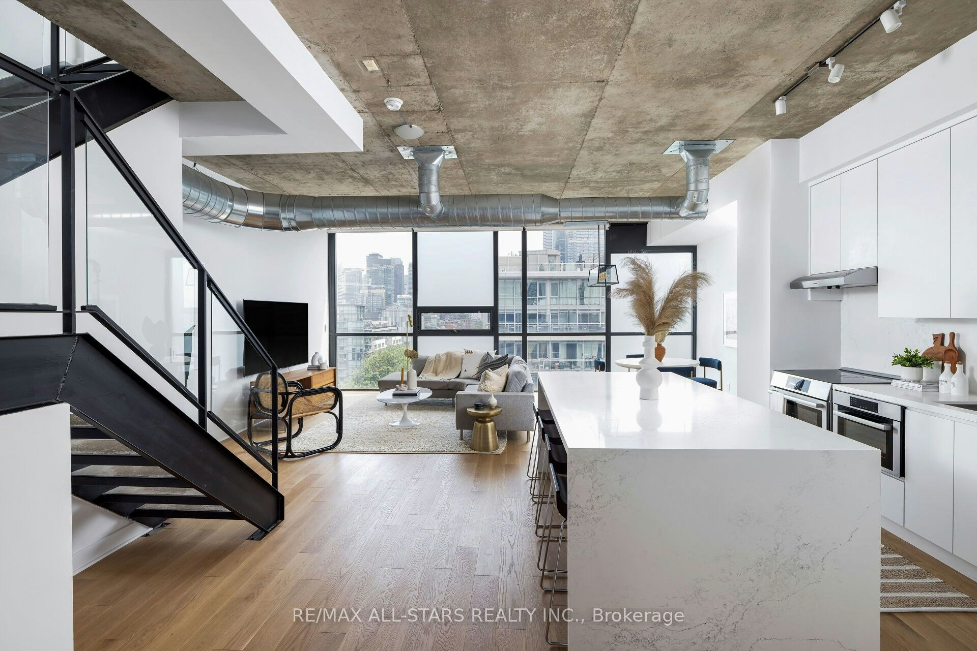 Ph1011-60 Bathurst Street, Toronto, ON, M5V 2P4 - 16