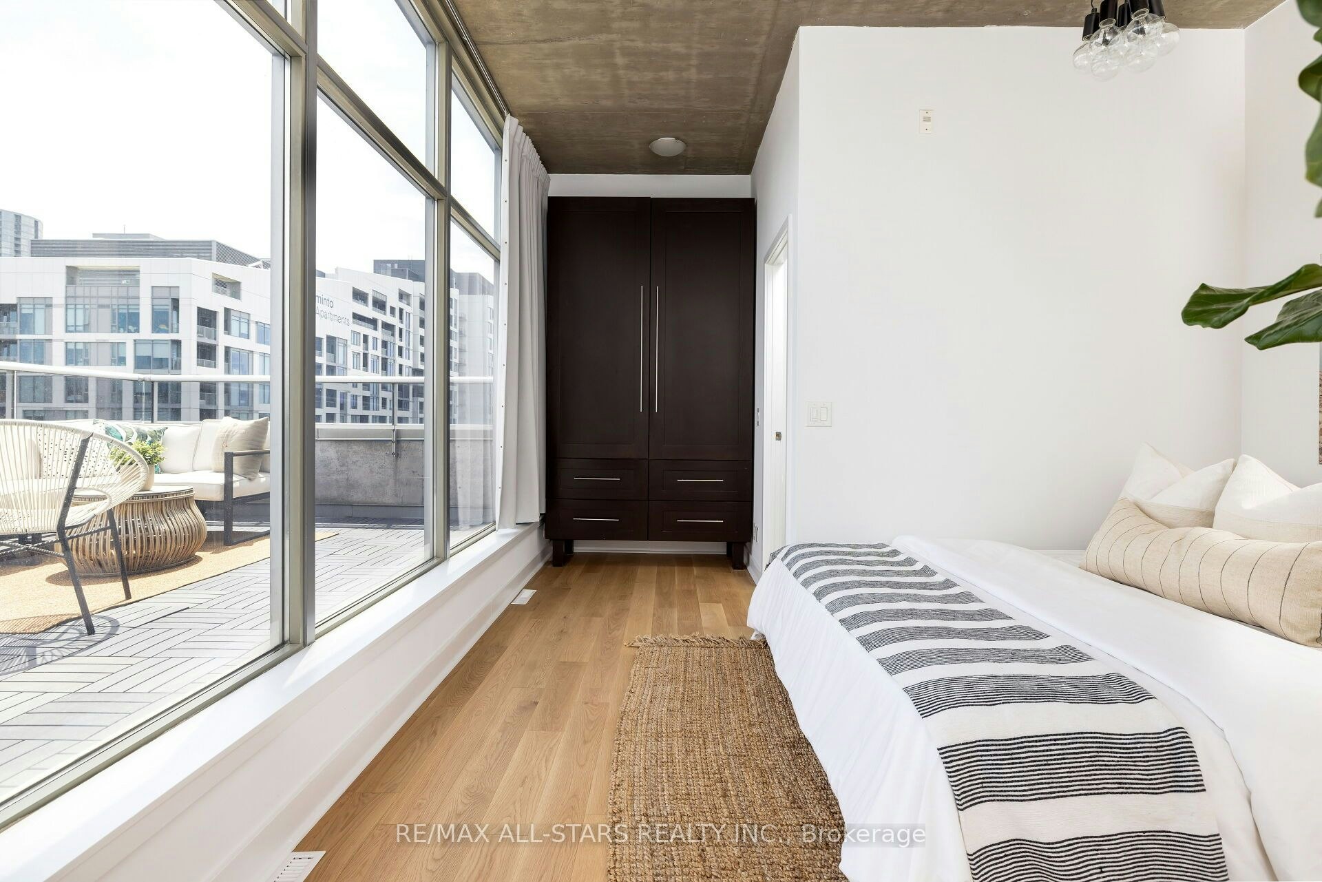 Ph1011-60 Bathurst Street, Toronto, ON, M5V 2P4 - 23