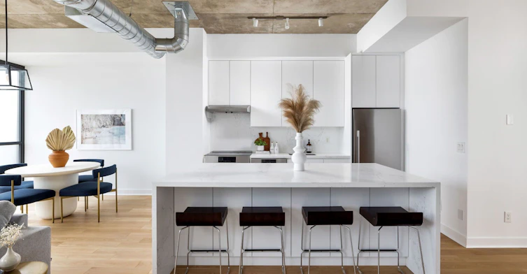 Ph1011-60 Bathurst Street, Toronto, ON, M5V 2P4 - 10
