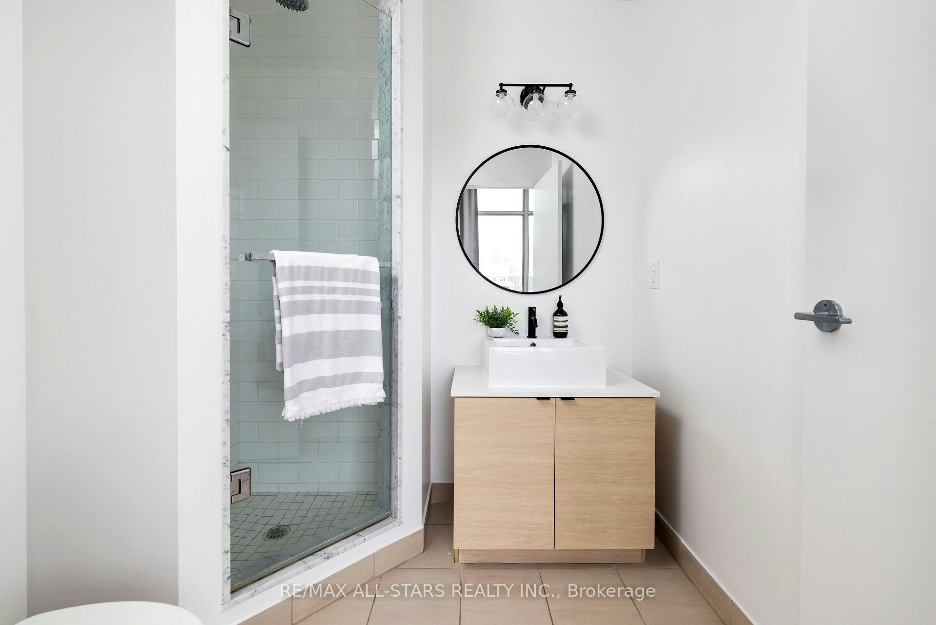 Ph1011-60 Bathurst Street, Toronto, ON, M5V 2P4 - 25