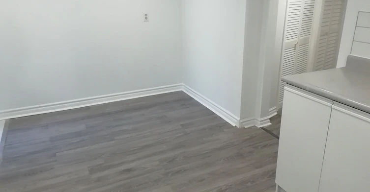 Lower-10 Ulster Street, Toronto, ON, M5S 1E2 - 7