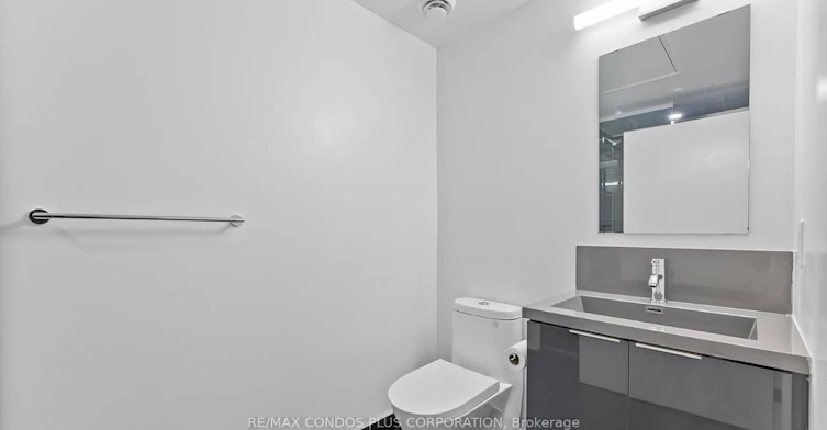 1129-230 Simcoe Street, Toronto, ON, M5T 0G7 - 15