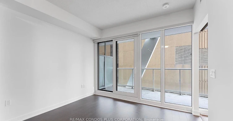 1129-230 Simcoe Street, Toronto, ON, M5T 0G7 - 10