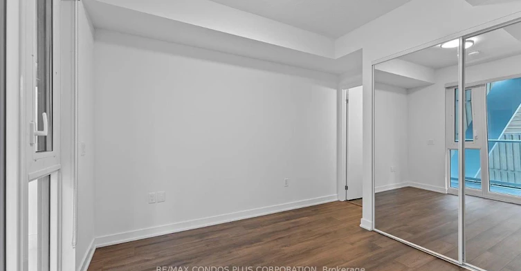 1129-230 Simcoe Street, Toronto, ON, M5T 0G7 - 11
