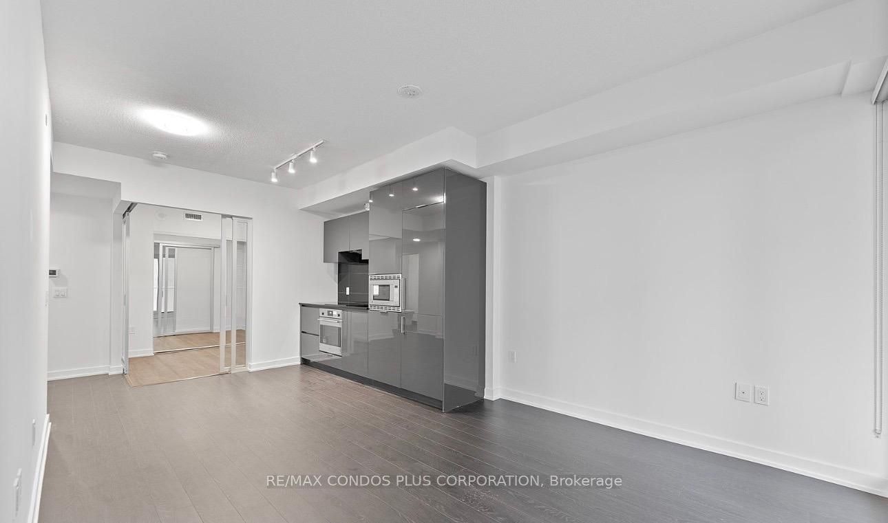 1129-230 Simcoe Street, Toronto, ON, M5T 0G7 - 3