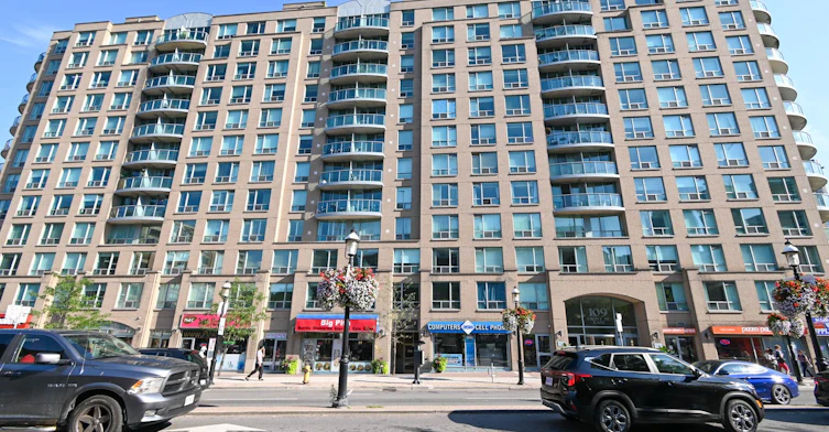 202-109 Front Street E, Toronto, ON, M5A 4P7 - 4
