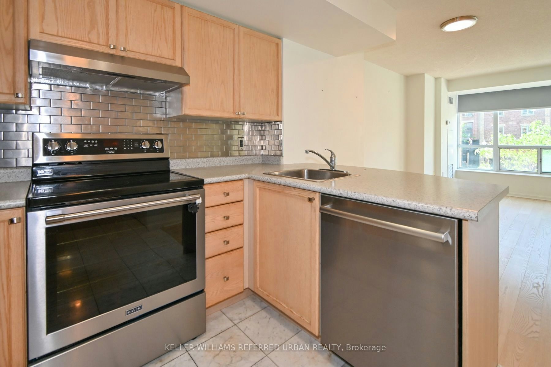 202-109 Front Street E, Toronto, ON, M5A 4P7 - 9