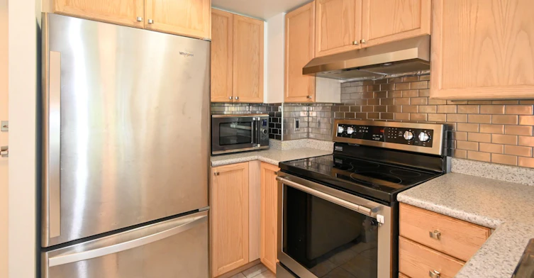202-109 Front Street E, Toronto, ON, M5A 4P7 - 7