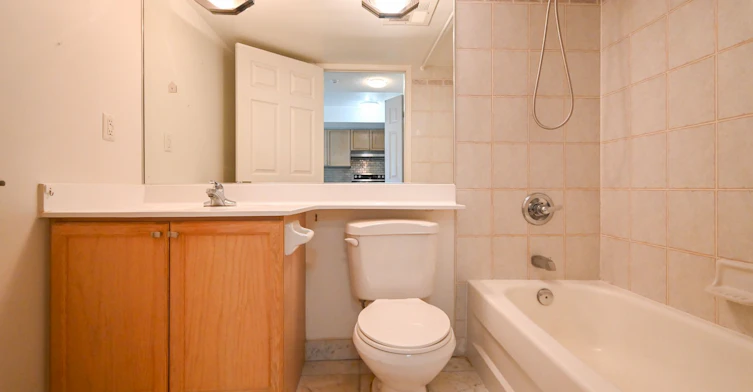 202-109 Front Street E, Toronto, ON, M5A 4P7 - 16