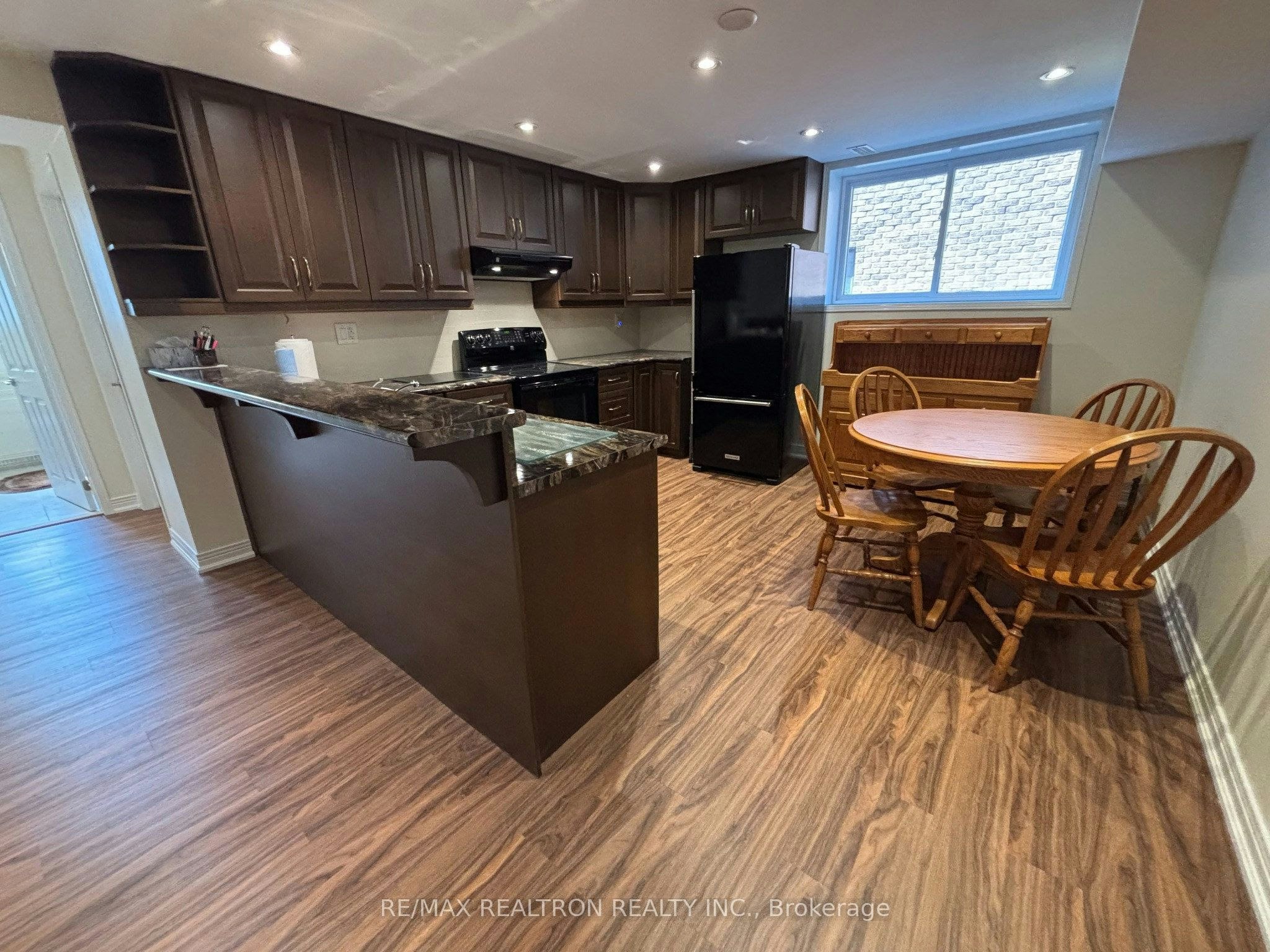 Bsmt-695 Glencairn Avenue, Toronto, ON, M6B 1Z8 - 6