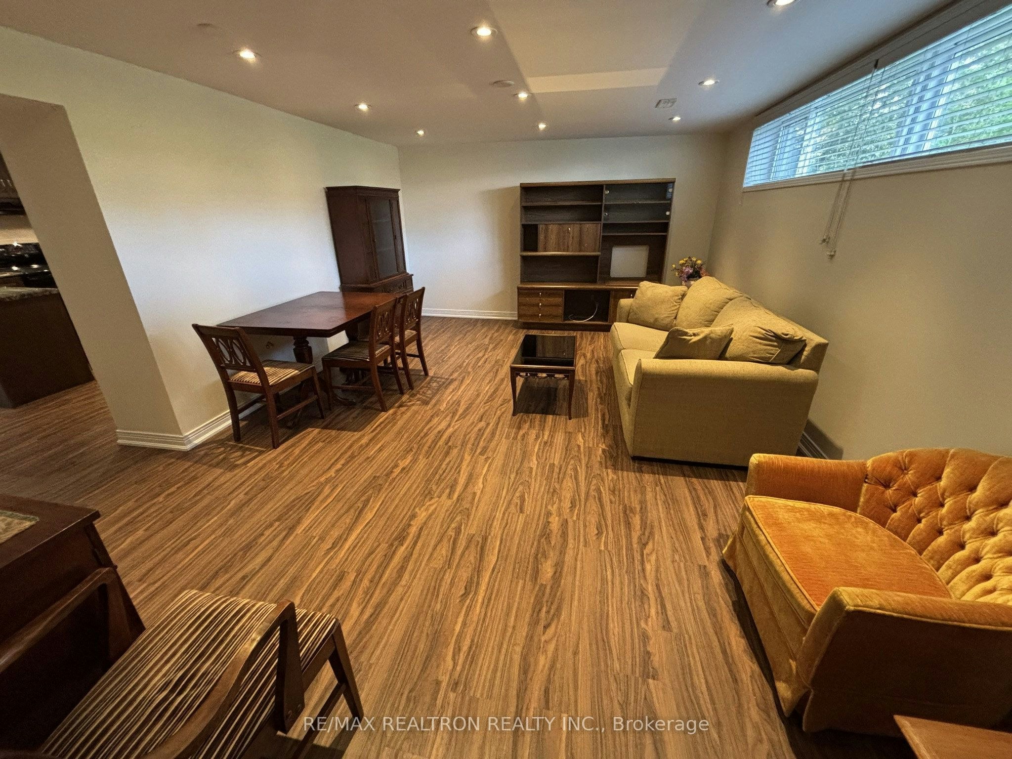 Bsmt-695 Glencairn Avenue, Toronto, ON, M6B 1Z8 - 3