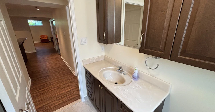 Bsmt-695 Glencairn Avenue, Toronto, ON, M6B 1Z8 - 16