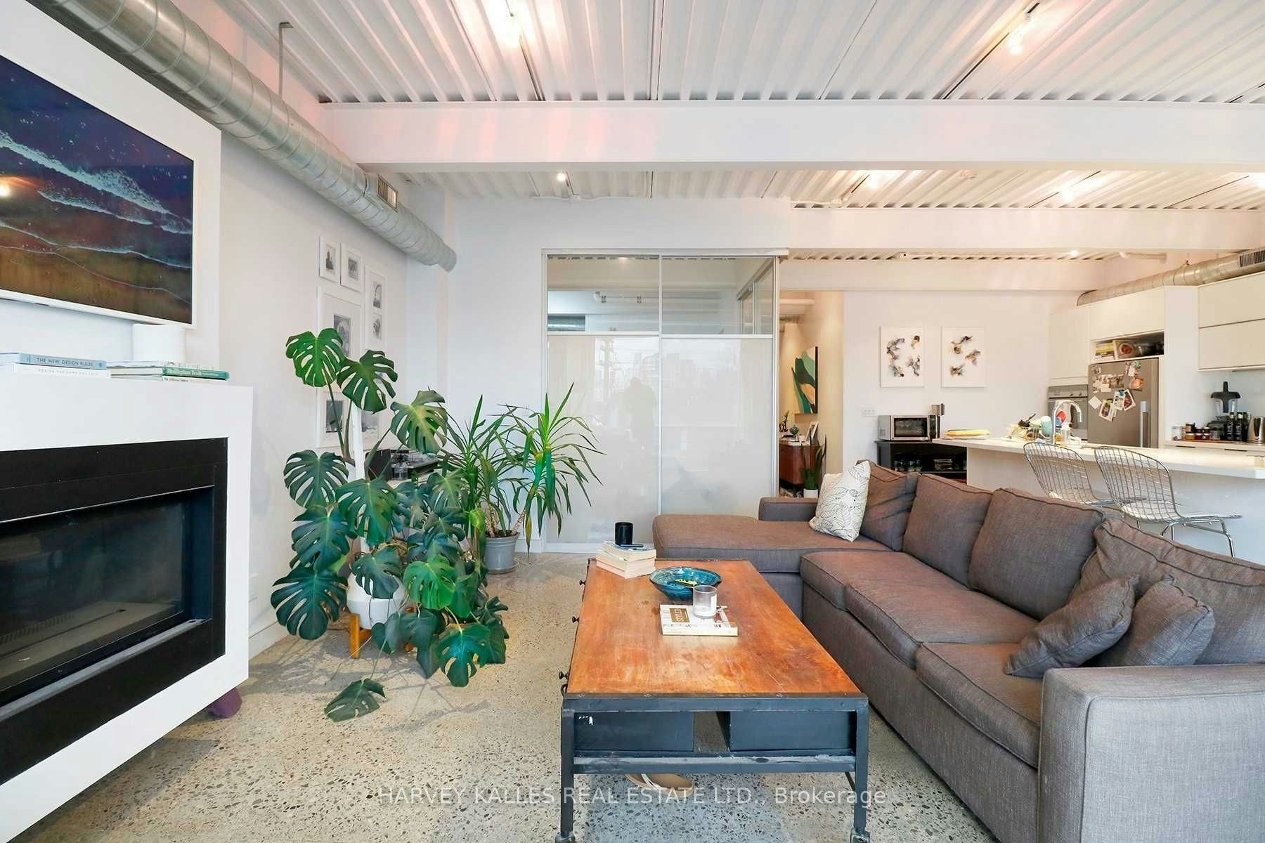 PH3A-214 Bathurst Street, Toronto, ON, M5T 2R9 - 7