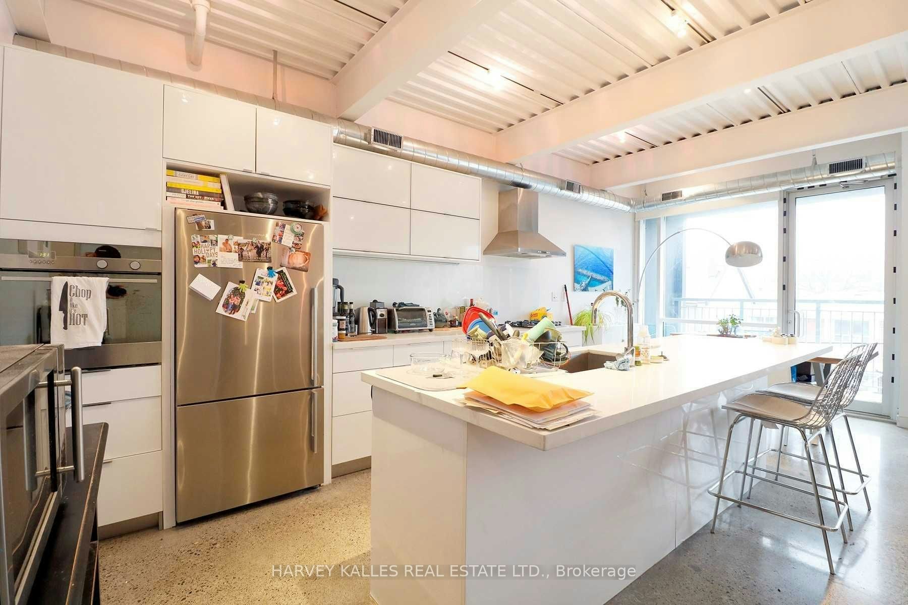 PH3A-214 Bathurst Street, Toronto, ON, M5T 2R9 - 10