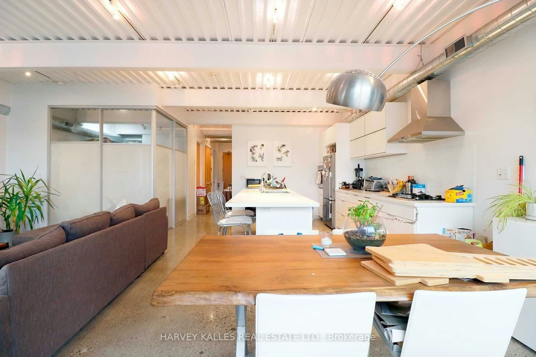 PH3A-214 Bathurst Street, Toronto, ON, M5T 2R9 - 11