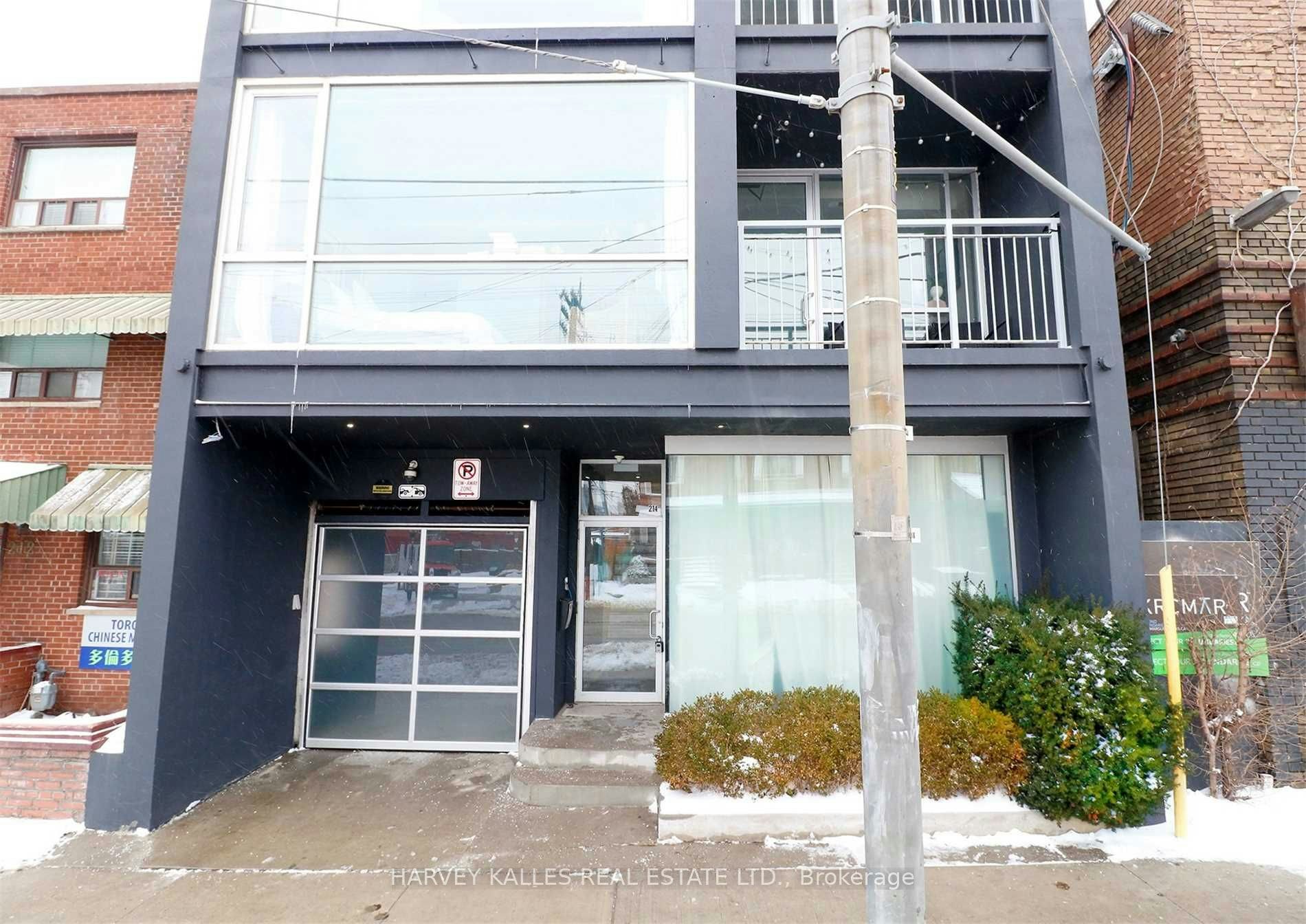 PH3A-214 Bathurst Street, Toronto, ON, M5T 2R9 - 2