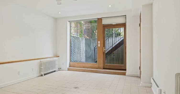 Lower Back-321 Palmerston Boulevard, Toronto, ON, M6G 2N5 - 4