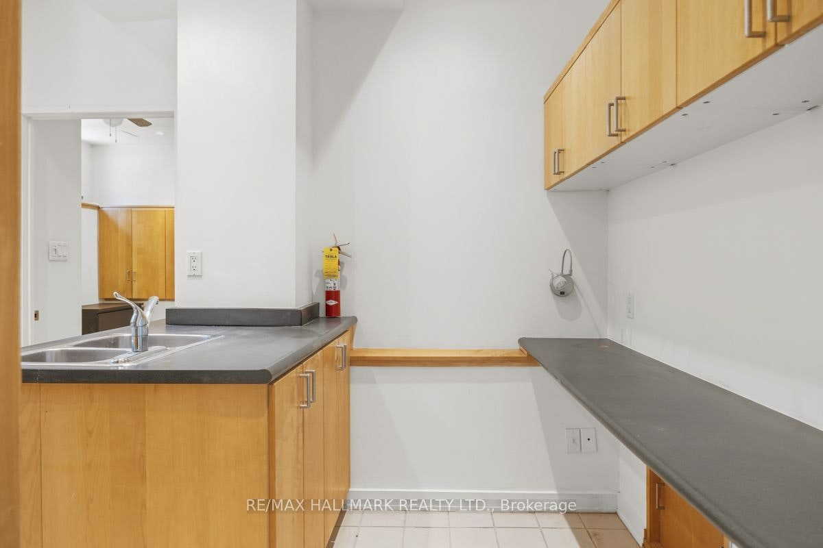 Lower Back-321 Palmerston Boulevard, Toronto, ON, M6G 2N5 - 10