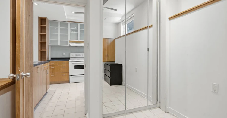 Lower Back-321 Palmerston Boulevard, Toronto, ON, M6G 2N5 - 15