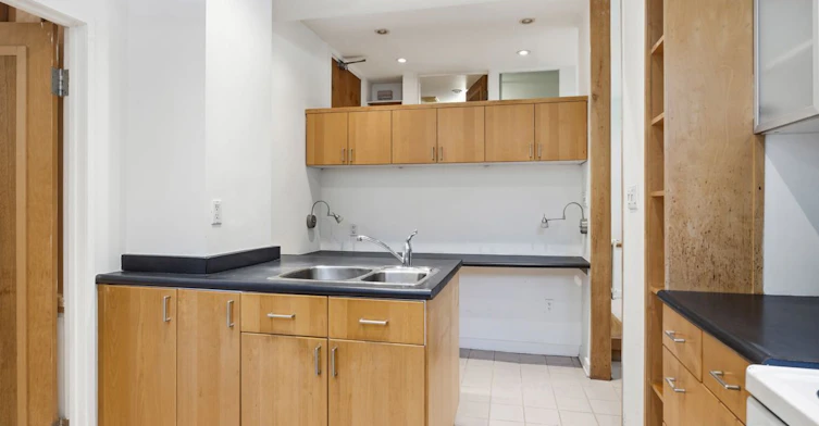 Lower Back-321 Palmerston Boulevard, Toronto, ON, M6G 2N5 - 12