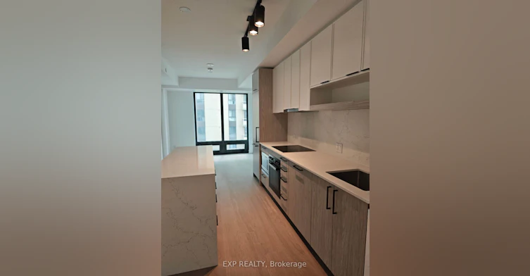 902-91 Montclair Avenue, Toronto, ON, M5P 0B1 - 6