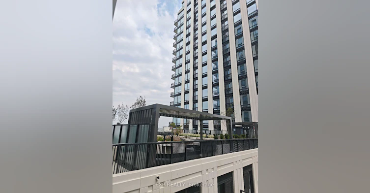 902-91 Montclair Avenue, Toronto, ON, M5P 0B1