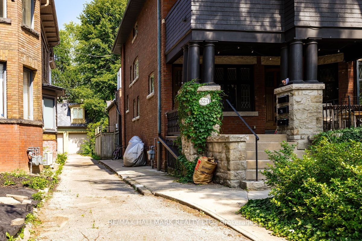 Lower Front-321 Palmerston Boulevard, Toronto, ON, M6G 2N5 - 16