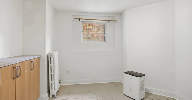 Lower Front-321 Palmerston Boulevard, Toronto, ON, M6G 2N5 - 10