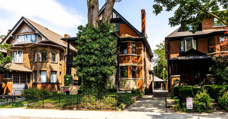 Lower Front-321 Palmerston Boulevard, Toronto, ON, M6G 2N5 - 2