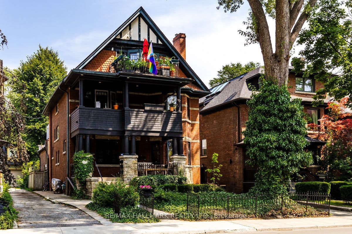 Lower Front-321 Palmerston Boulevard, Toronto, ON, M6G 2N5