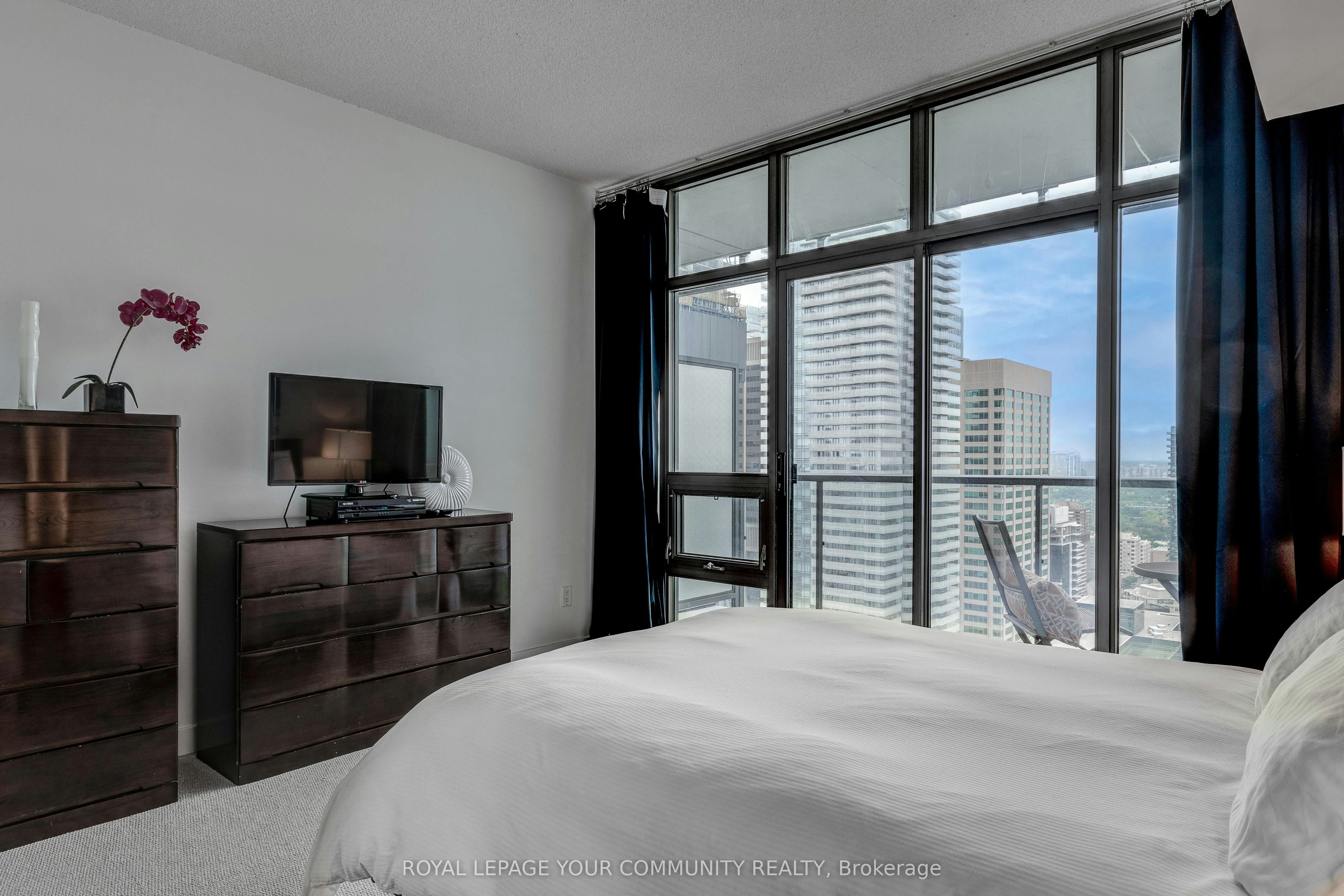 3408-33 Charles Street E, Toronto, ON, M4Y 0A2 - 22