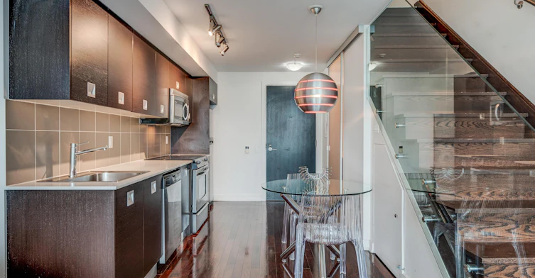 3408-33 Charles Street E, Toronto, ON, M4Y 0A2 - 9