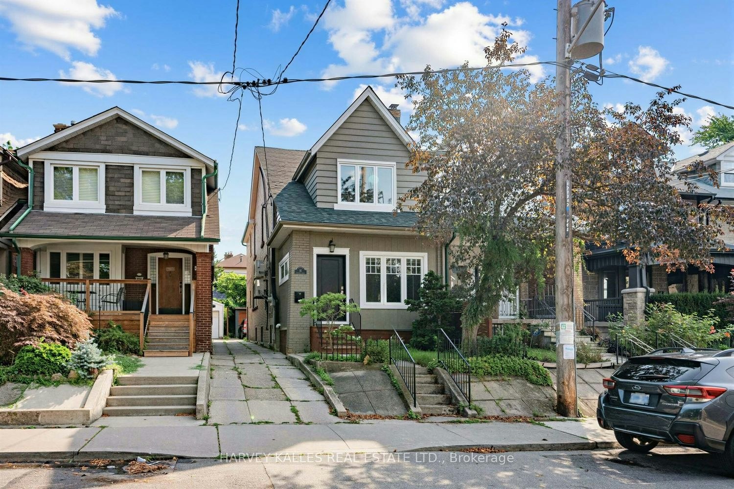 61 Appleton Avenue, Toronto, ON, M6E 3A4