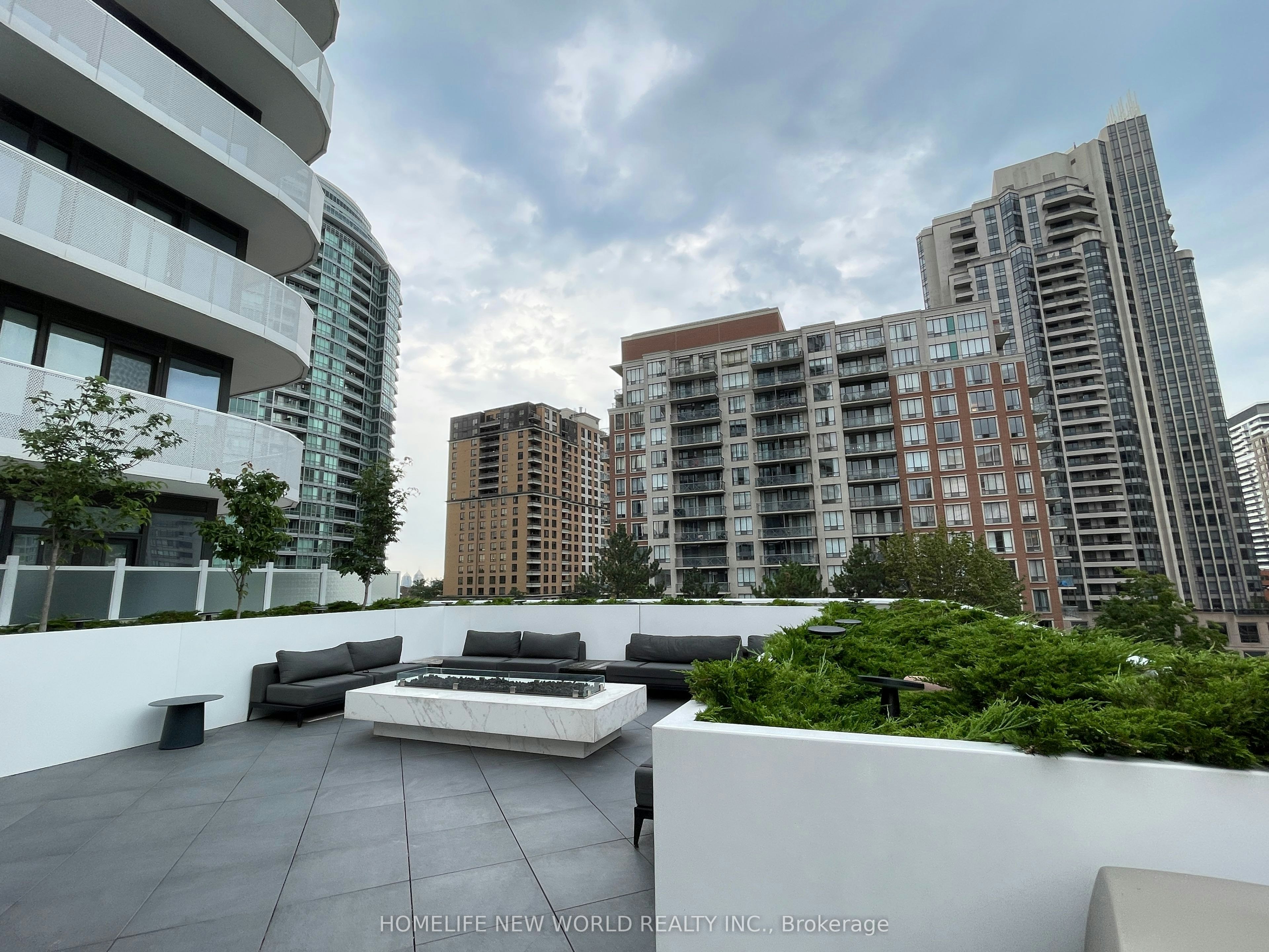 1802-15 Holmes Avenue, Toronto, ON, M2N 0L4 - 17